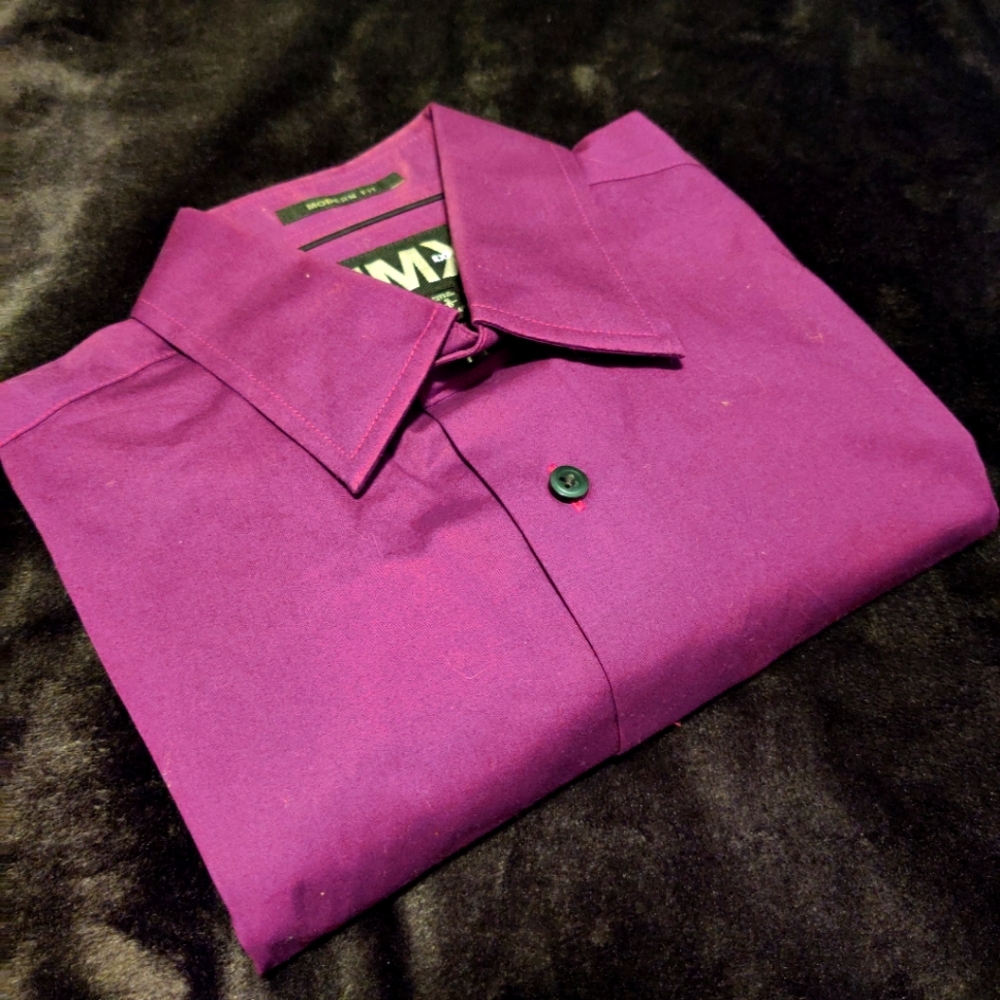 Men's Small Modern Fit Express Button-down Shirt